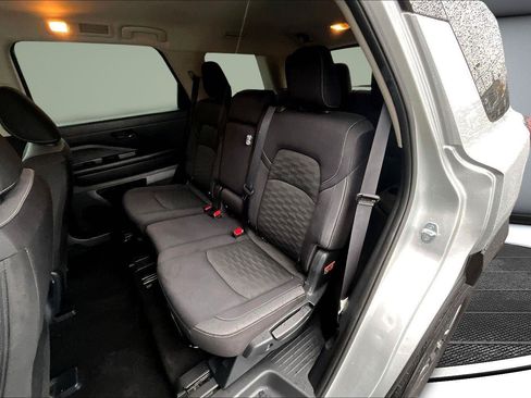 Used 2024 Nissan Pathfinder SV AWD/4WD image 21