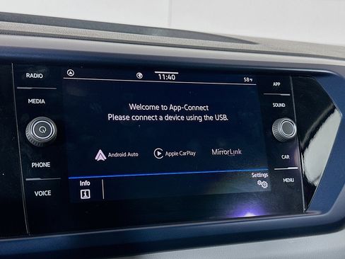 Used 2022 Volkswagen Taos SE image 21