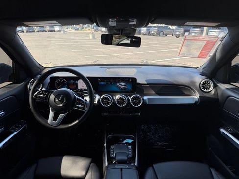Used 2023 Mercedes-Benz EQB 250+ image 9