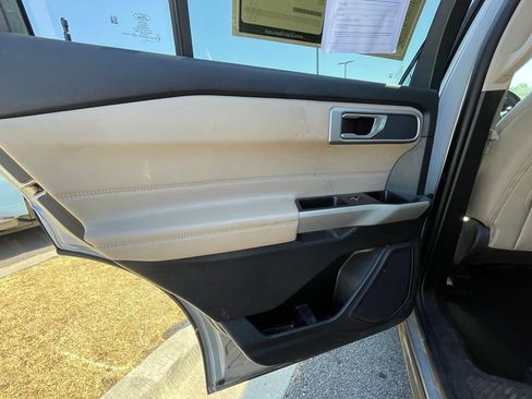 Used 2023 Ford Explorer XLT w/ Equipment Group 202A RWD image 23
