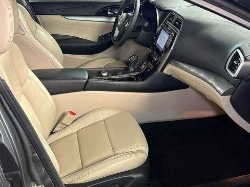 Used 2017 Nissan Maxima 3.5 SL image 8