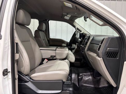 Used 2017 Ford F250 XL w/ Power Equipment Group AWD/4WD image 12