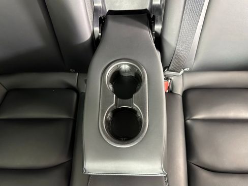 Used 2021 Tesla Model 3 Standard Range Plus image 29