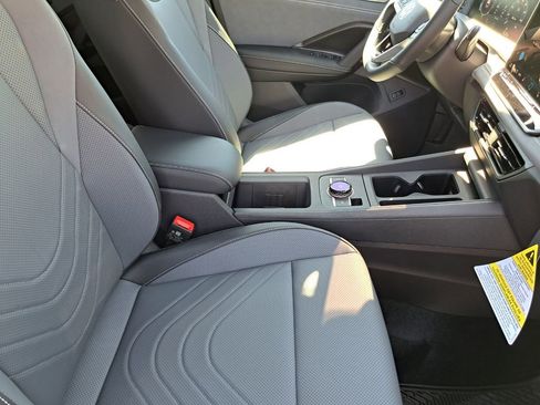 New 2026 Volkswagen Tiguan SE R-Line image 19