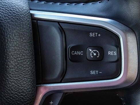 Used 2022 RAM 1500 Big Horn AWD/4WD image 29