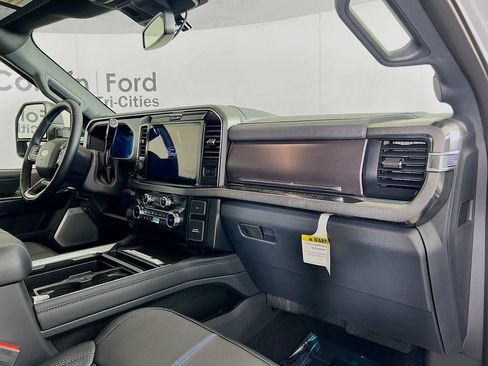 New 2026 Ford F350 Platinum w/ Tremor Off-Road Package AWD/4WD image 31