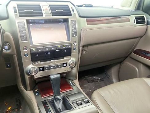 Used 2017 Lexus GX 460 Premium w/ Premium Package AWD/4WD image 63