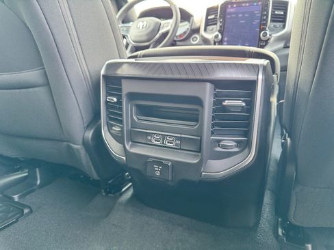 New 2026 RAM 1500 Big Horn AWD/4WD image 14