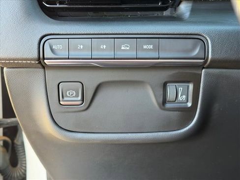 Used 2021 Cadillac Escalade Premium Luxury image 23