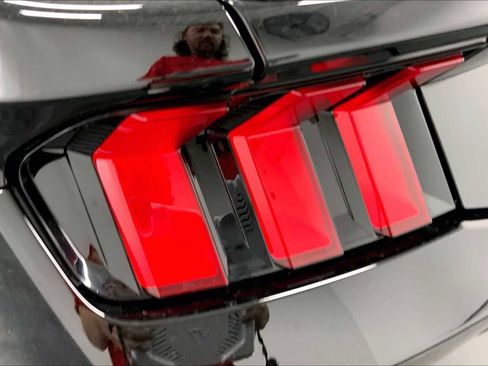 Used 2024 Ford Mustang Premium image 22