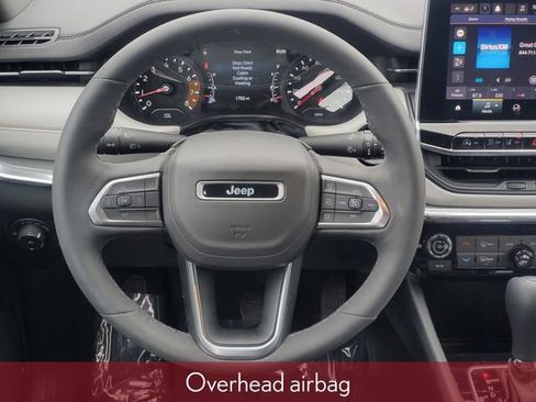 Used 2024 Jeep Compass Limited image 34