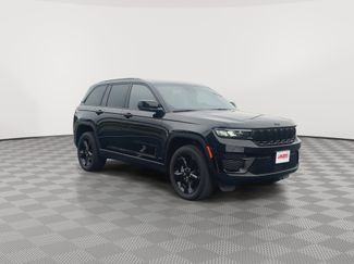 Used 2023 Jeep Grand Cherokee Altitude AWD/4WD video 2