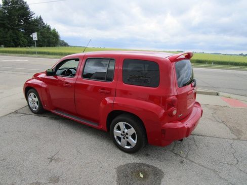 Used 2009 Chevrolet HHR LT FWD image 3