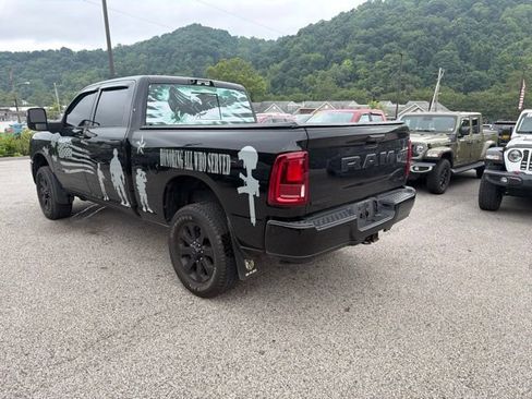Used 2025 RAM 2500 Big Horn AWD/4WD image 9