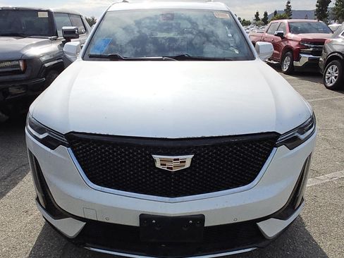 Used 2022 Cadillac XT6 Sport w/ Technology Package AWD/4WD image 16