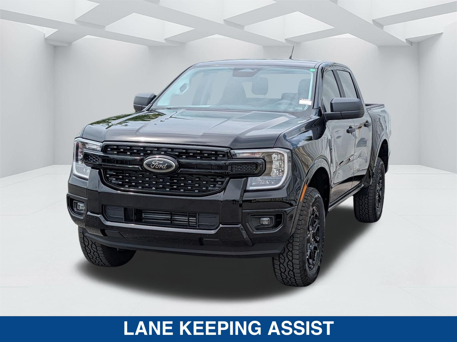 New 2026 Ford Ranger XLT w/ Black Appearance Package RWD image 9