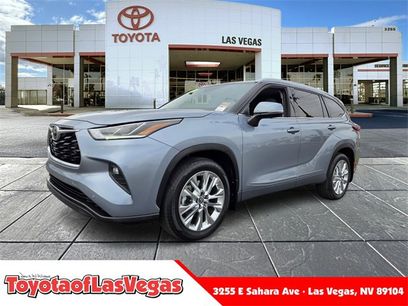 Used 2023 Toyota Highlander Limited