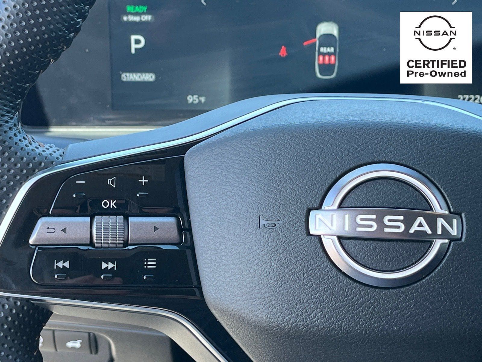 Certified 2025 Nissan Ariya FWD image 19