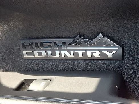 Used 2024 Chevrolet Silverado 1500 High Country w/ Technology Package AWD/4WD image 25