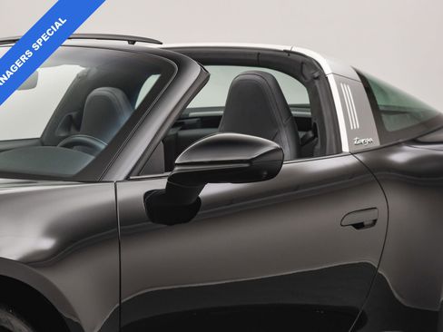Used 2022 Porsche 911 Targa 4S image 9