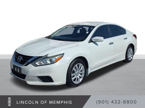 Used 2018 Nissan Altima 2.5 S w/ S Convenience Package FWD image 1
