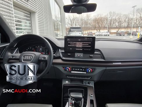 Used 2023 Audi Q5 2.0T Premium w/ Convenience Package image 15