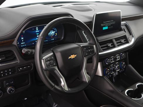 Used 2023 Chevrolet Tahoe Premier w/ Premium Package 2 AWD/4WD image 23