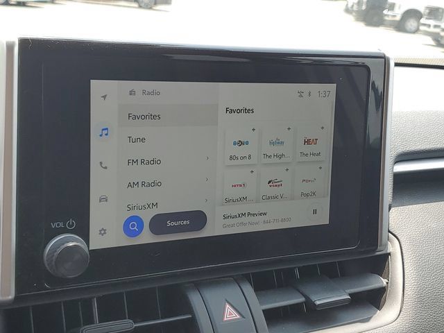 Used 2024 Toyota RAV4 LE AWD/4WD image 21