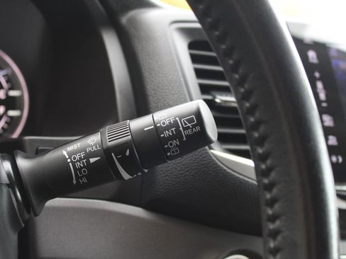 Used 2018 Honda Pilot EX-L image 33