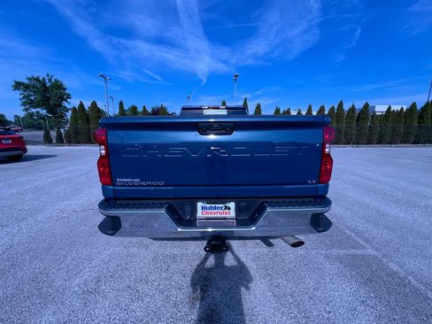 Used 2024 Chevrolet Silverado 2500 LT AWD/4WD image 7