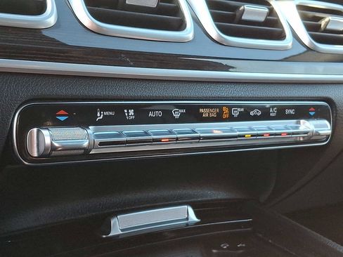 Used 2023 Mercedes-Benz GLE 350 4MATIC image 13