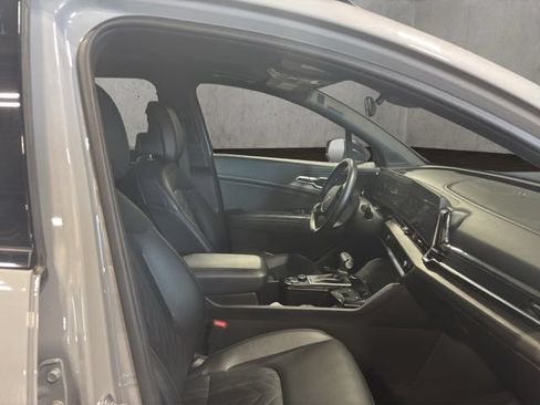 Used 2024 Kia Sportage X-Line w/ X-Line Premium Package AWD/4WD image 18