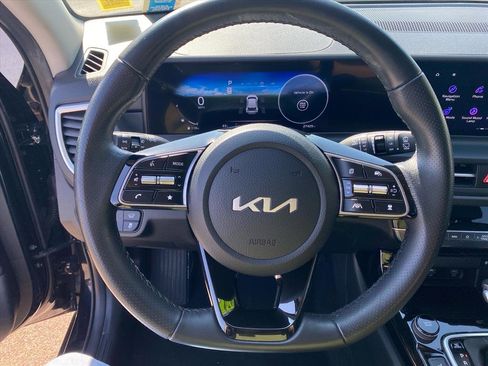Certified 2024 Kia Seltos SX w/ SX Sunroof Package AWD/4WD image 11