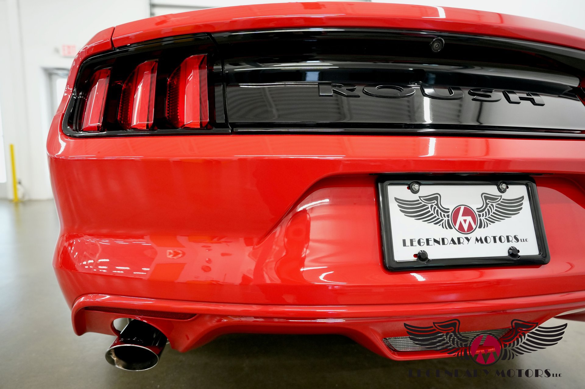 Used 2017 Ford Mustang GT RWD image 18