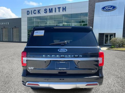 Certified 2024 Ford Expedition Max XLT image 5
