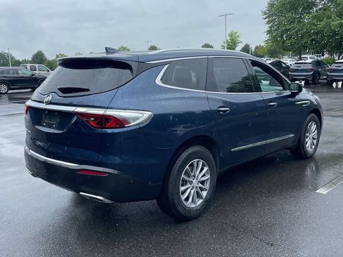 Used 2022 Buick Enclave Essence AWD/4WD image 5