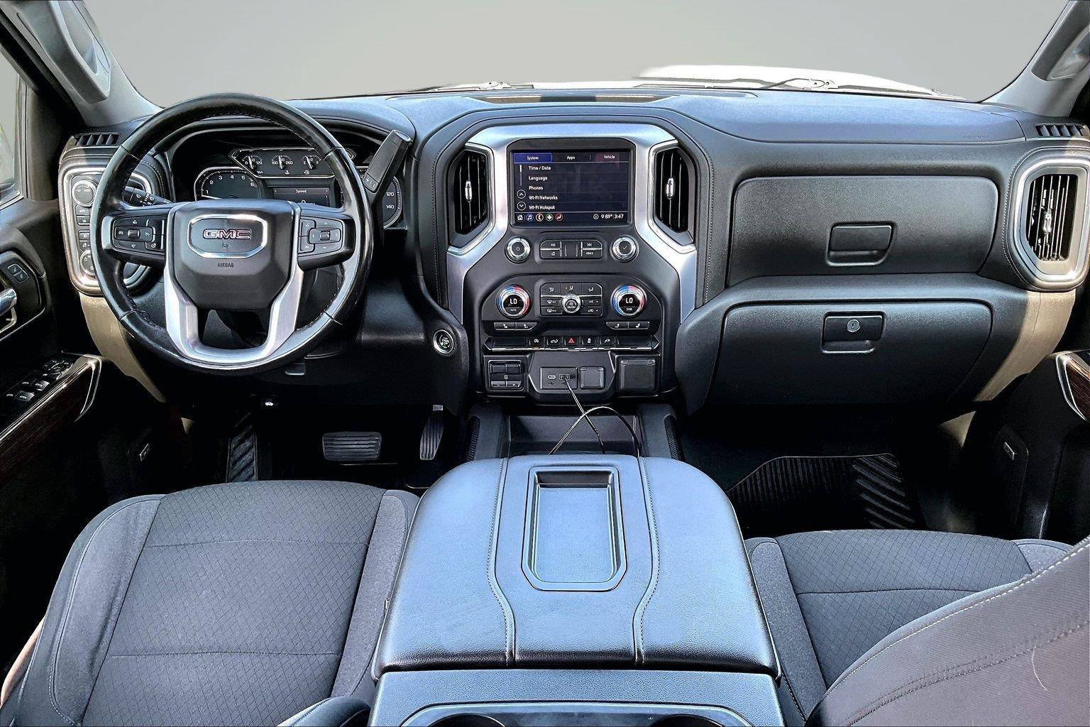 Used 2020 GMC Sierra 1500 Elevation w/ Elevation Value Package AWD/4WD image 17