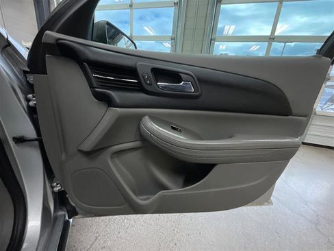 Used 2014 Chevrolet Malibu LS image 21