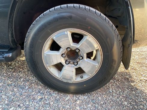 Used 2007 Toyota 4Runner SR5 RWD image 5