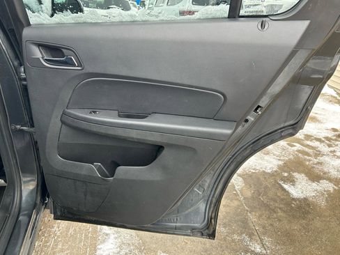 Used 2017 Chevrolet Equinox LT w/ Convenience Package image 15