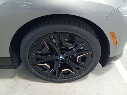 Certified 2023 BMW iX M60 w/ Executive Package AWD/4WD image 25