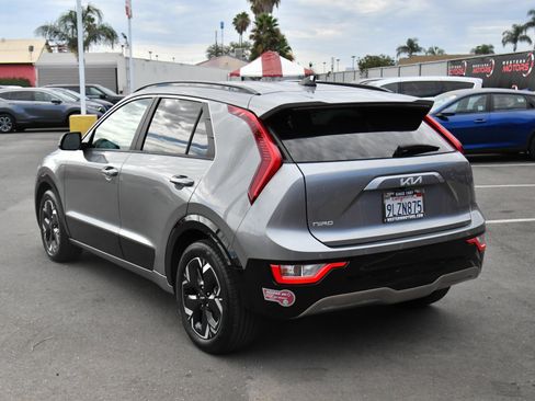 Used 2024 Kia Niro Wind FWD image 6