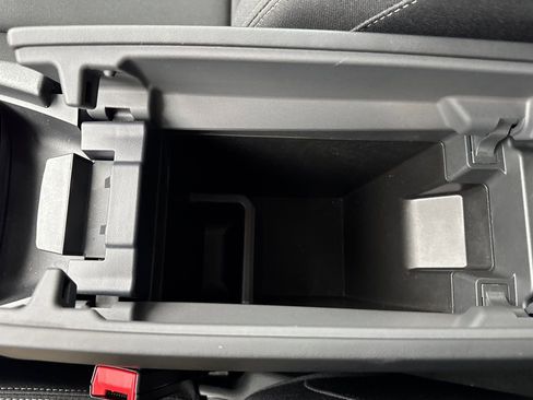 Certified 2026 Nissan Rogue S FWD image 34