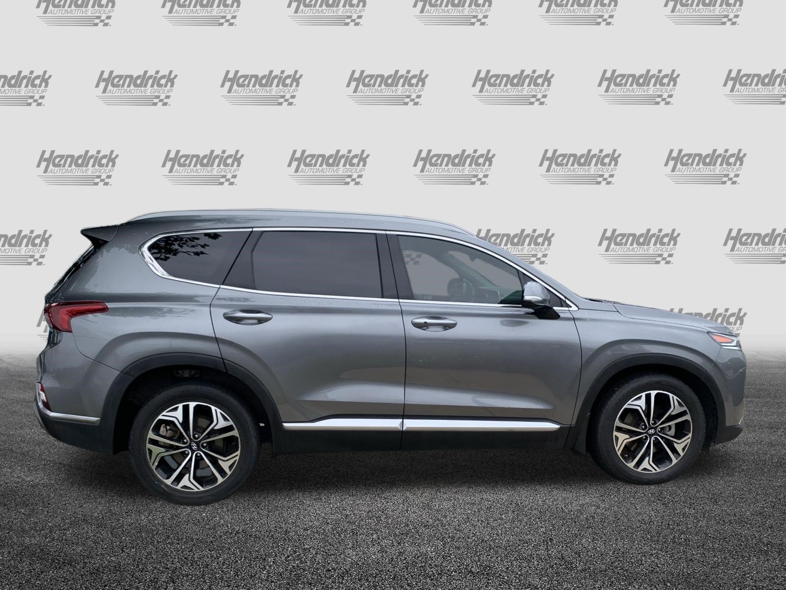 Used 2019 Hyundai Santa Fe FWD image 11