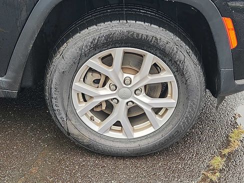 Used 2021 Jeep Grand Cherokee L Limited image 8