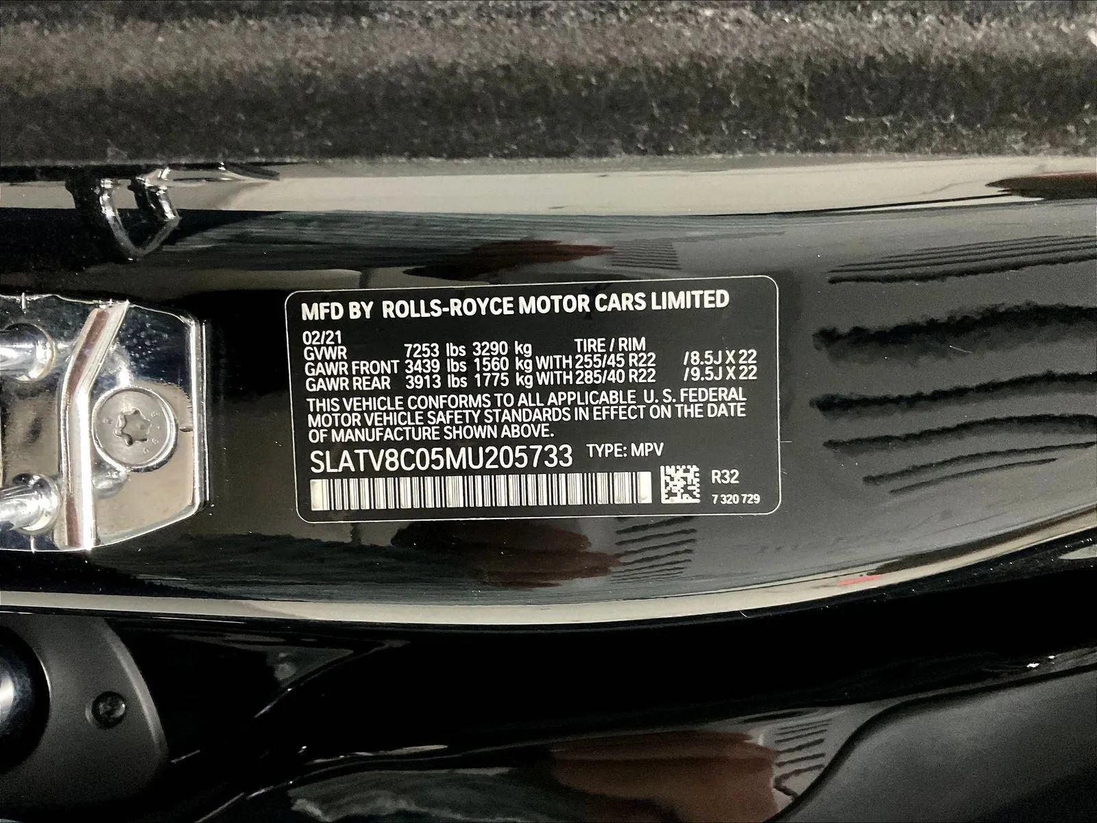 Used 2021 Rolls-Royce Cullinan Black Badge AWD/4WD image 30
