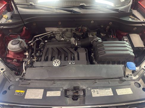 Used 2018 Volkswagen Atlas SEL AWD/4WD image 31