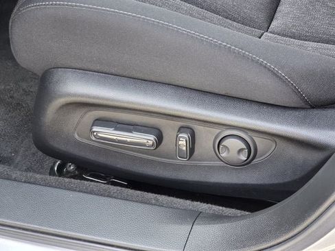 Used 2025 Honda Accord Sport image 15
