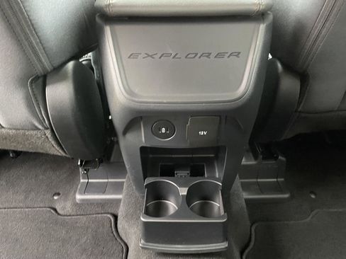 New 2026 Ford Explorer Active image 27