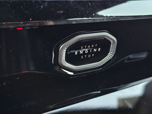 New 2026 Jeep Grand Cherokee L Limited image 14